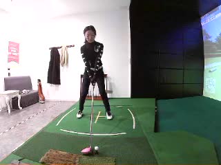 環(huán)游Golf鄭亞寧