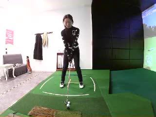 環(huán)游Golf鄭亞寧