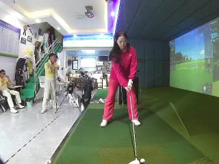 東莞明湖高爾夫商城高球館