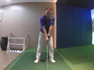 東莞易揮室內(nèi)高爾夫俱樂部