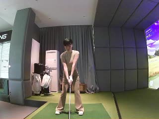 容哇噻