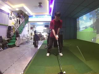 東莞明湖高爾夫商城高球館