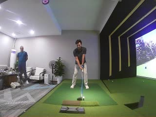 華