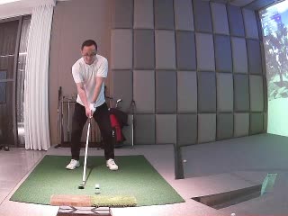 中山凯茵新城瑞士园私家高球房