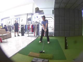 小梁同学