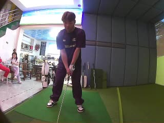 黑的五彩斑斓