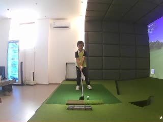 昆明何澤明高爾夫球館