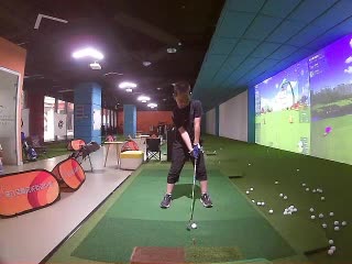 苗庭逸