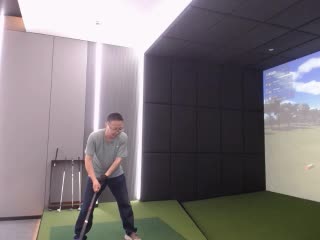 三三