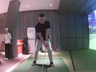 昆明何泽明高尔夫球馆