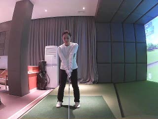 昆明何澤明高爾夫球館