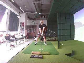 天津輕高爾夫室內練習場