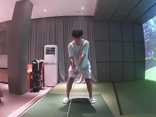昆明何澤明高爾夫球館