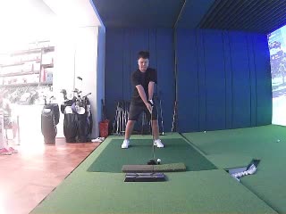 佛山西苑翠江灣私家高球房