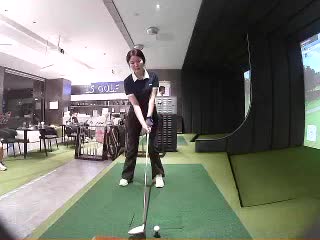 Nancy倪