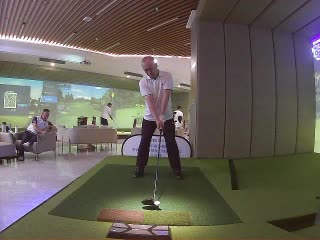 王偉