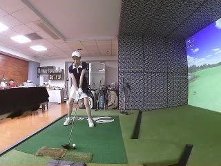 李昕
