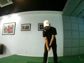 杨航