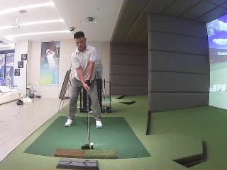 魏萌
