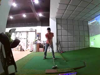 LEO李