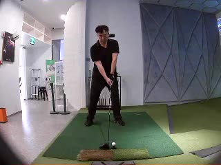 老偉