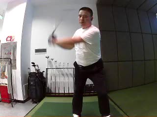 李