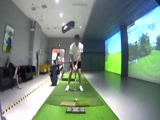 龚
