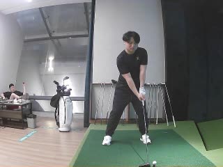 铿少