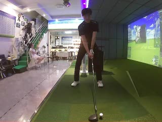 华