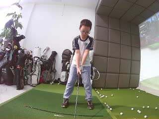梁融康