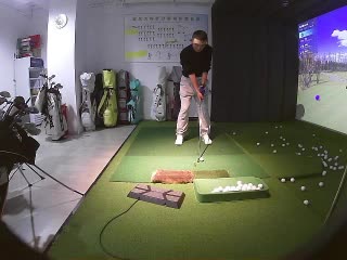 李