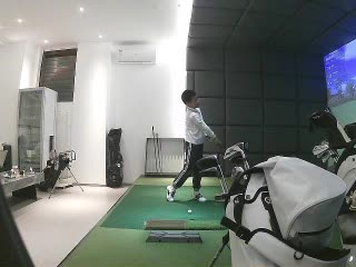 昆明何澤明高爾夫球館