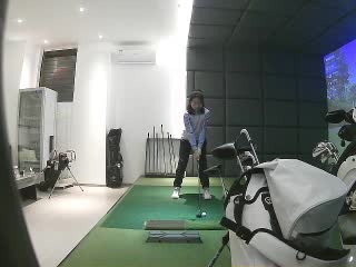 昆明何澤明高爾夫球館